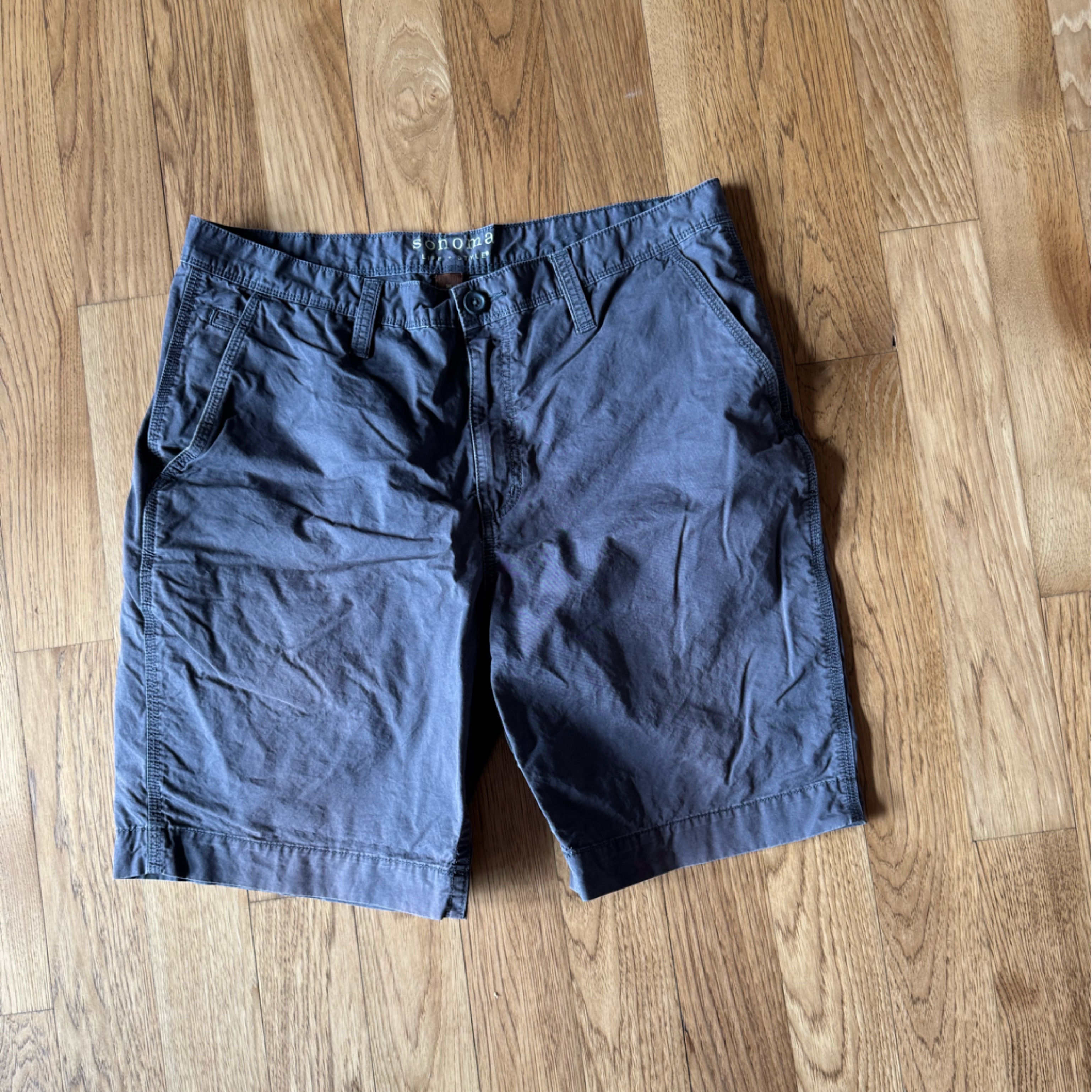Sonoma Life  Style Dark Grey Shorts  Mens Size 36